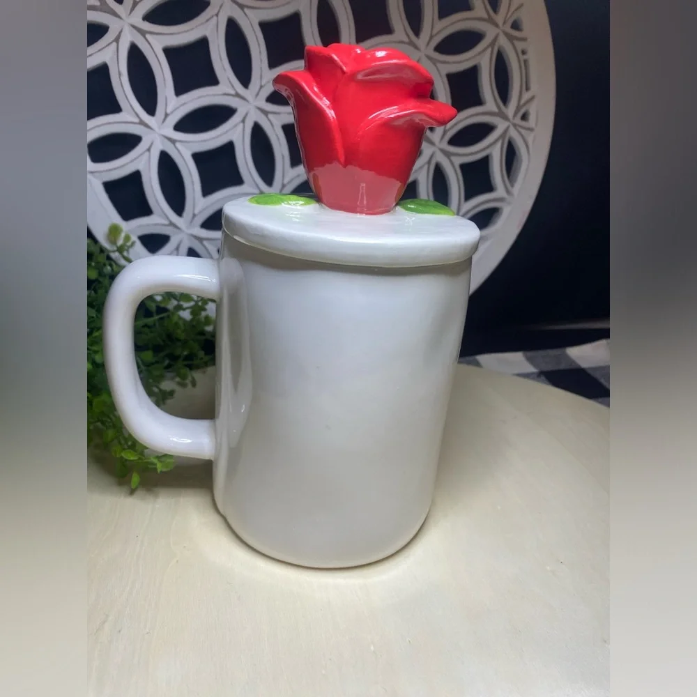Rae Dunn‎ Disney Princess Beauty & The Beast Rose Topper Mug Belle White